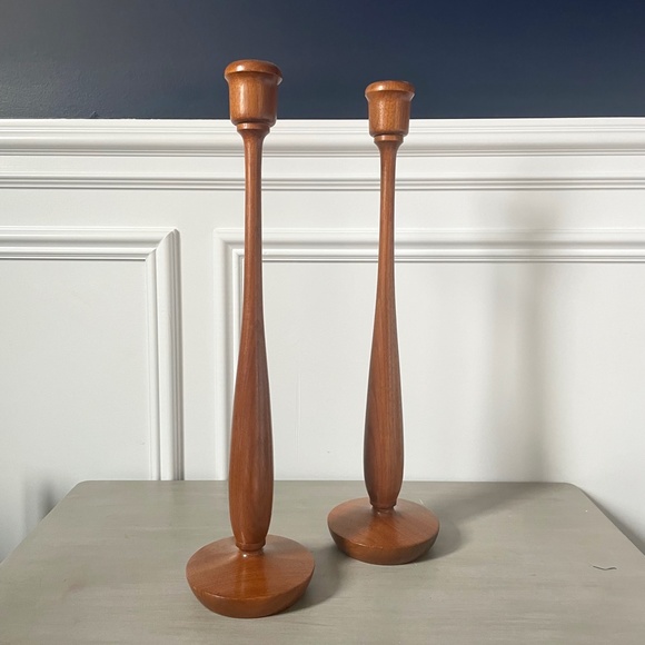 VINTAGE 1967 Handmade Extra Tall Wooden Candlestick Holders - Set of 2 - Picture 3 of 9